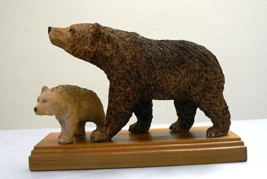 bear woodcarving